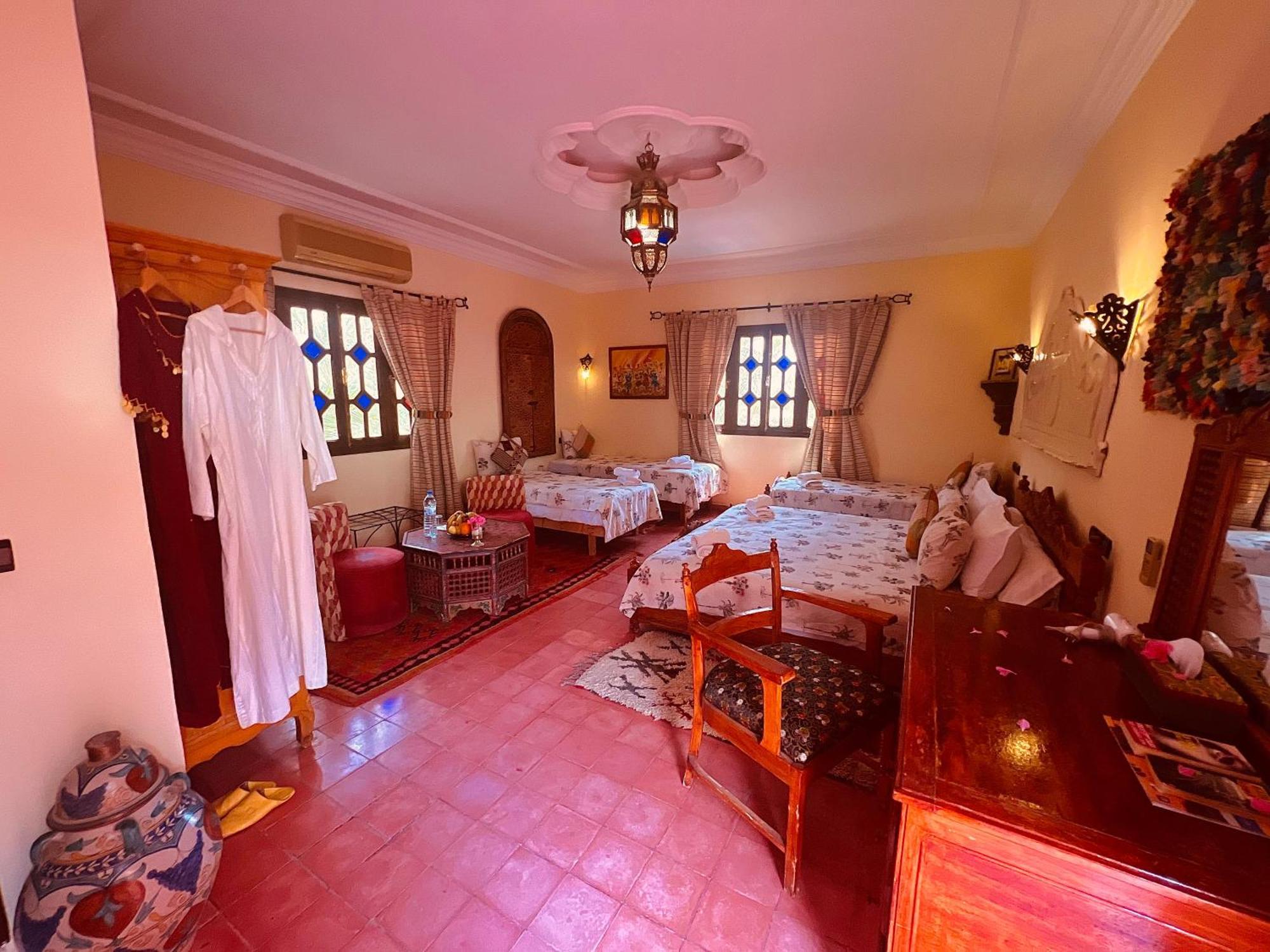 Riad Le Petit Jardin Загора Экстерьер фото